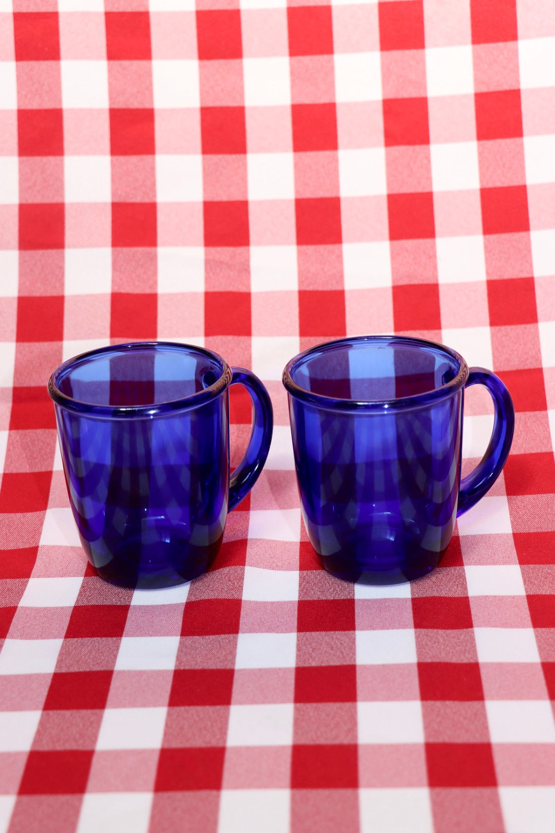 Deep Blue Glass Mug Set