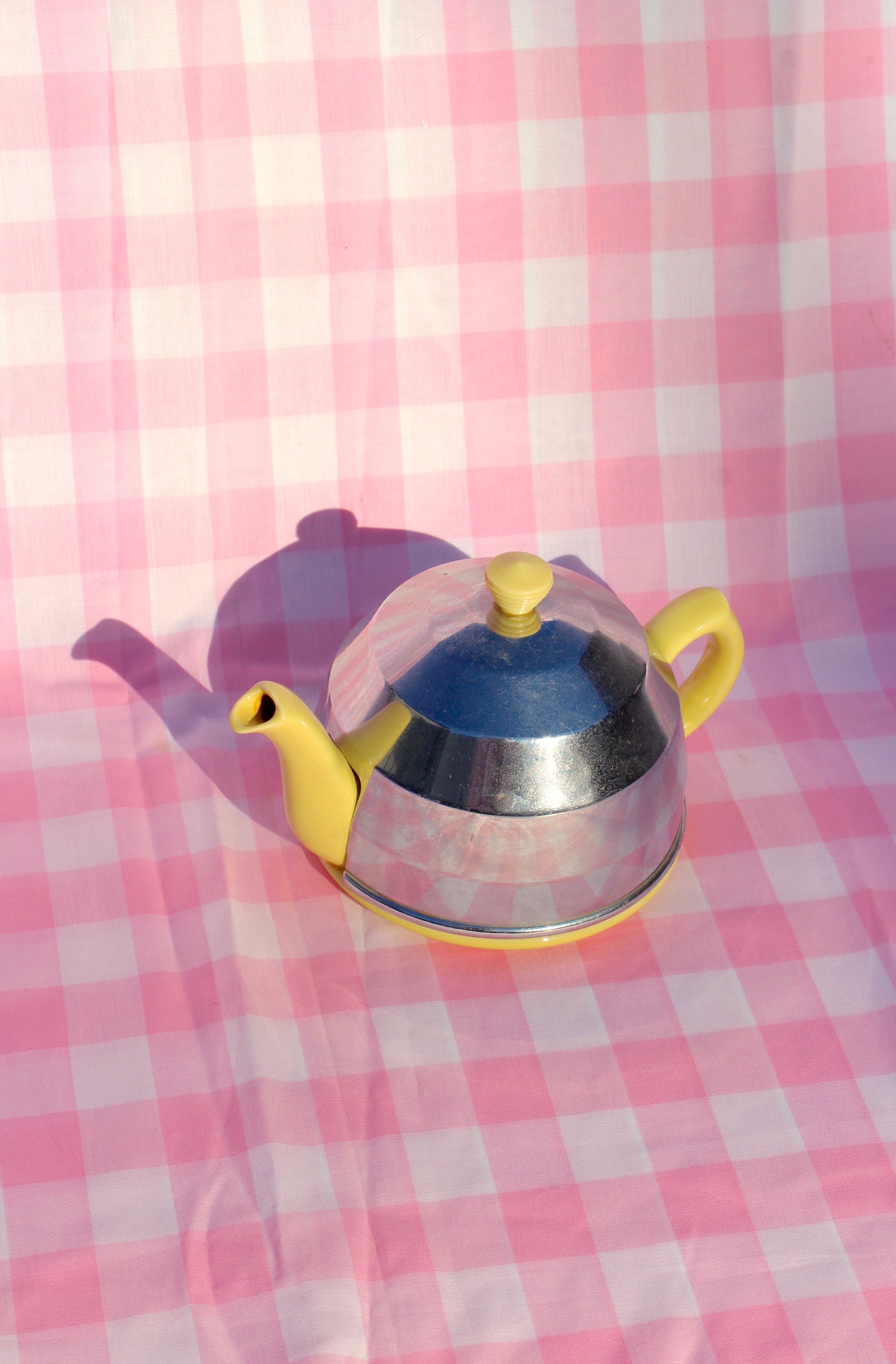 Cozy English Tea Pot